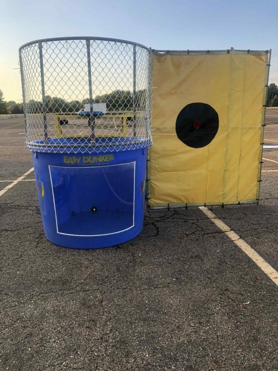 Easy Dunker Dunk Tank